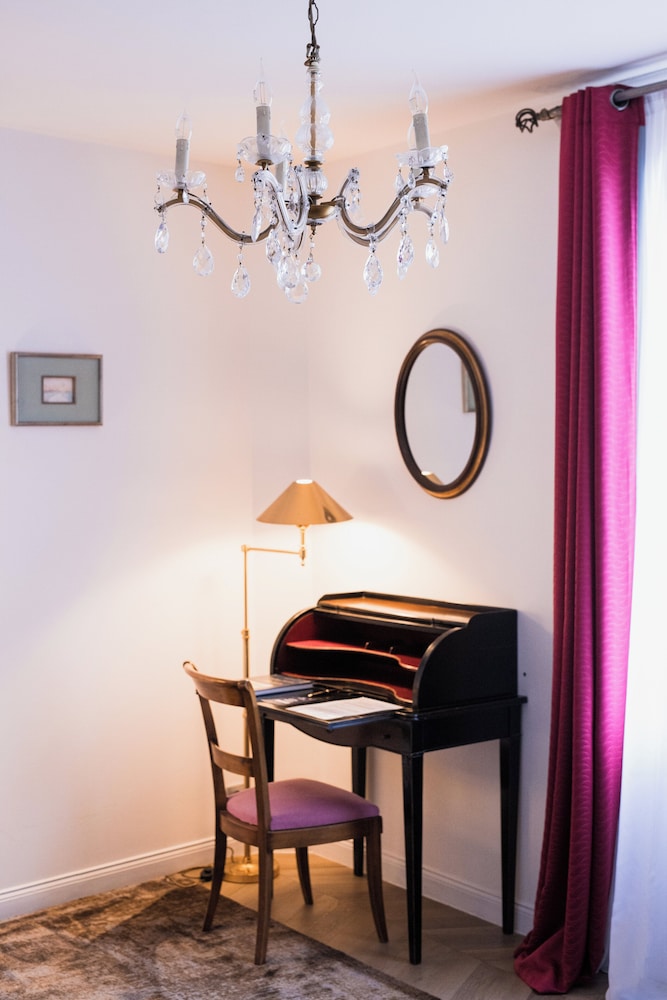 Hôtel Au Charme Rabelaisien