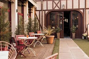 Hôtel Au Charme Rabelaisien