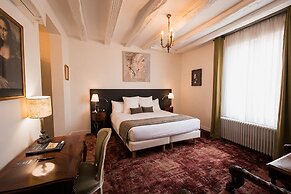Hôtel Au Charme Rabelaisien
