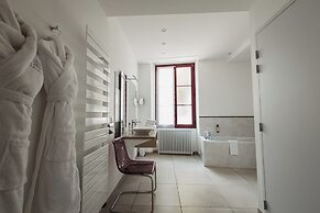 Hôtel Au Charme Rabelaisien