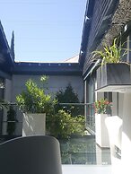 Be Loft B&B Pool & Spa