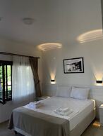 Cunda Deniz Hotel