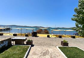 Cunda Deniz Hotel