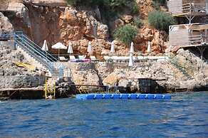 Caretta Hotel