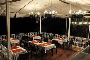 Caretta Hotel