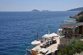 Caretta Hotel