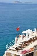 Caretta Hotel