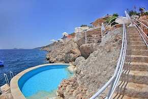 Caretta Hotel