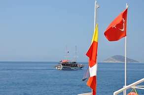 Caretta Hotel