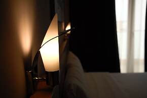 Hotel A44