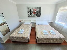 Maria Motel