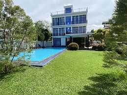 Christima Residence