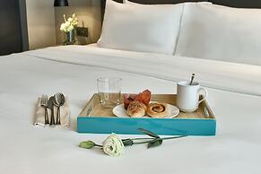 V E Hotel & Residence
