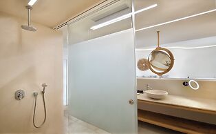 Anax Resort & Spa