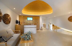 Anax Resort & Spa