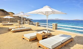 Anax Resort & Spa