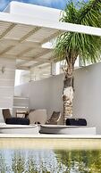 Anax Resort & Spa