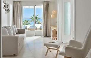 Anax Resort & Spa