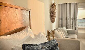 Anax Resort & Spa