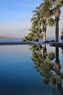 Anax Resort & Spa