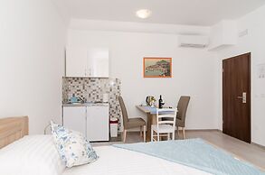 Rooms Tezoro