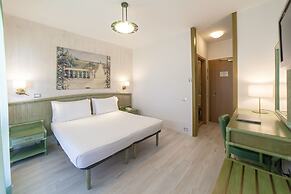 American Hotel