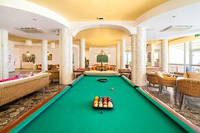 American Hotel