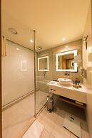 Novotel Chennai OMR Hotel