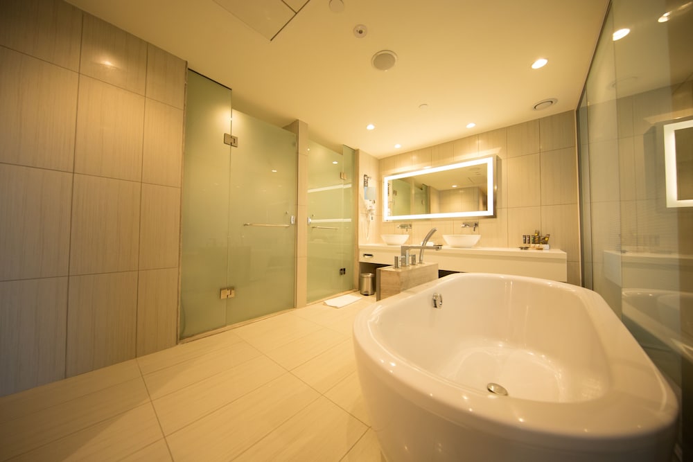 Novotel Chennai OMR Hotel