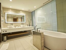 Novotel Chennai OMR Hotel