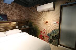 R10 Eco Hotel
