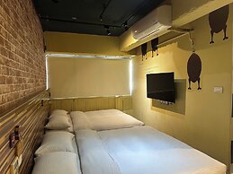 R10 Eco Hotel