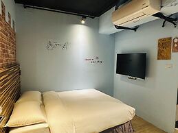 R10 Eco Hotel