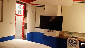 R10 Eco Hotel