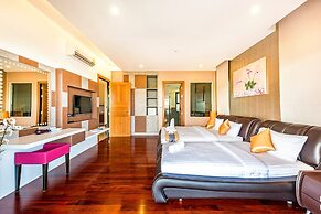 Chalong Miracle Lakeview Resort & Spa