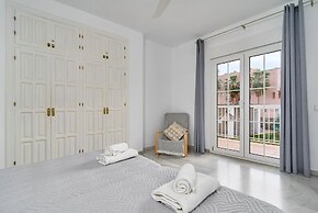 Apartamentos Turísticos Almoraide