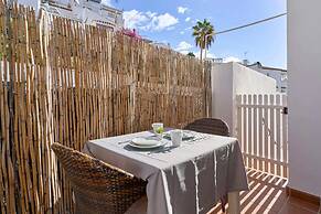Apartamentos Turísticos Almoraide