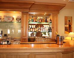 Fairhill House Hotel