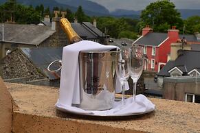 Fairhill House Hotel