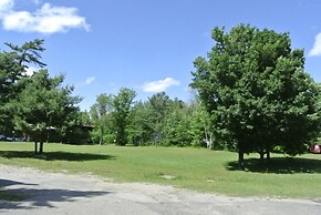 Gold Pine Inn Motel