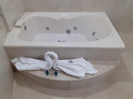 CEO Hotel Business Class