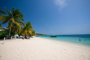 Playa Bonita 2 bedroom option
