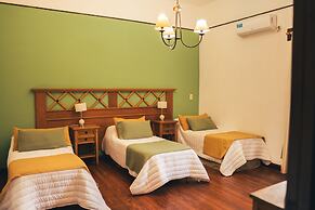 Hostal Cruz Chica