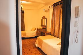 Hostal Cruz Chica