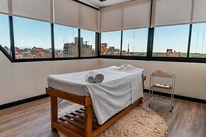 Ramada Plaza by Wyndham Tucuman
