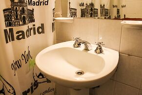 Casi Guemes Hotel