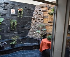 Casi Guemes Hotel