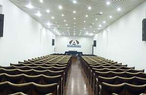 Hotel Adrazi