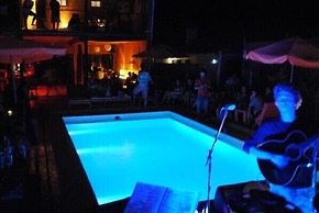 La Rubia Hostel