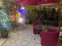 Nubes Hotel